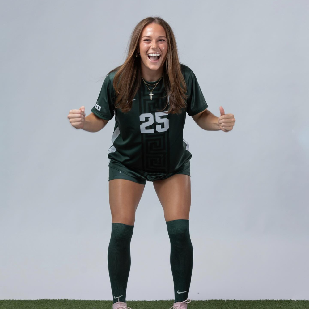 Samantha Maroni | #25